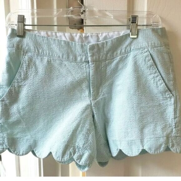 Lilly Pulitzer The Buttercup 4.5" Seersucker Scalloped Shorts Size 0 - Picture 1 of 4